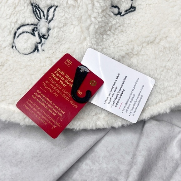 LULULEMON New Year Bucket Hat Reversible Hat Rabbit Bunny Fleece Size‎ M/L - Picture 16 of 16